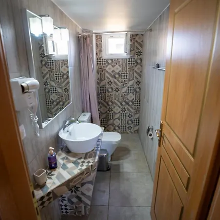 Onar By The Sea Luxurious