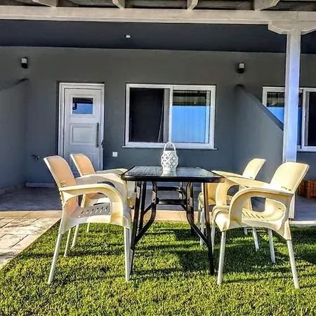 Onar By The Sea Luxurious *