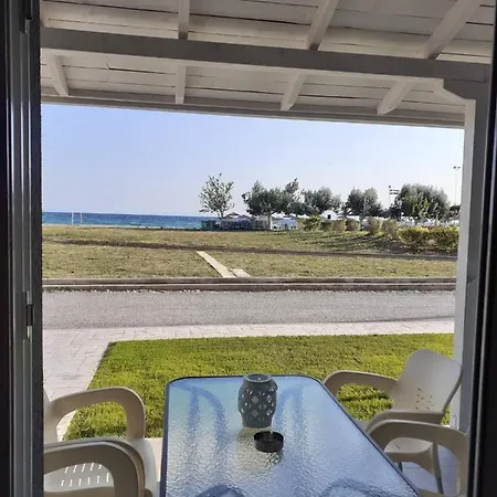 아파트 Onar By The Sea Luxurious 플로지타