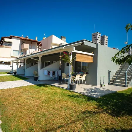 아파트 Onar By The Sea Luxurious 플로지타