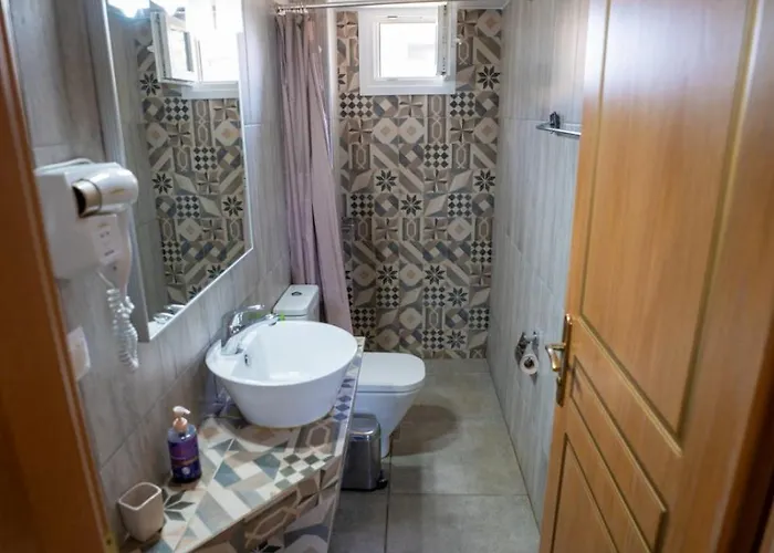 Onar By The Sea Luxurious