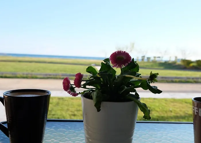 Appartamento Onar By The Sea Luxurious Flogita